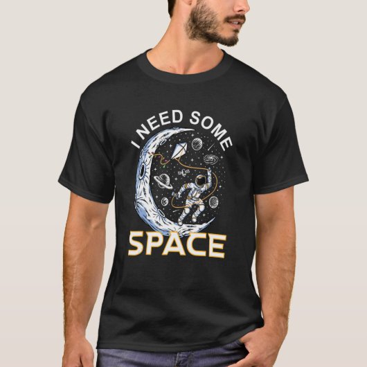 ゲームと宇宙が必要だ Tシャツ (正面)