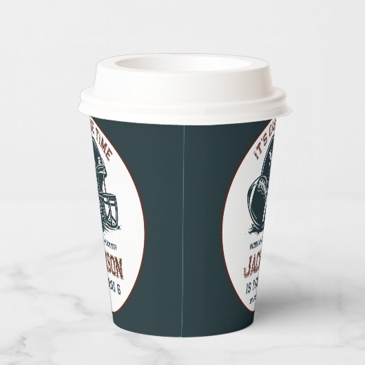 ゲームの時間だ!サッカーの誕生日の子供たちをキックオフ 紙コップ (右)