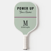 ゲームの電源を入れる | モノグラムエレガントセージ緑 ピックルボールラケット (裏面)