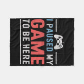 ゲームを一時停止してここに来るビデオゲームゲームファン フリースブランケット (正面(横))