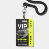 ゲームオンゲーマーパーソナライズされた誕生日レベルアップ バッジ (正面（ネックストラップ付）)