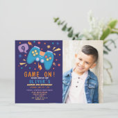 ゲームオン誕生日ゲームビデオパーティー写真 招待状 (スタンド正面)