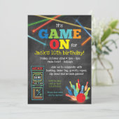 ゲームオン アーケード ボウリング 黒板パーティー招待状 招待状 (スタンド正面)