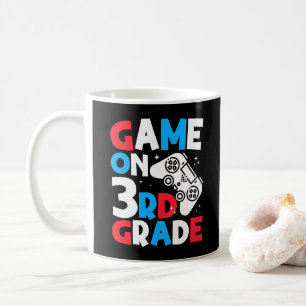 ゲームオン 3年生の子供の誕生日パーティー クールなゲーミング コーヒーマグカップ