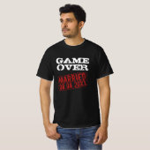 ゲームオーバーおもしろTシャツ結婚と日付スタンプ Tシャツ (正面フル)