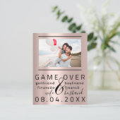 ゲームオーバー面白い Save The Date カップル写真 ポストカード (スタンド正面)