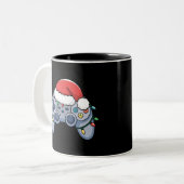 ゲームコントローラークリスマスサンタ帽子ゲーマー ツートーンマグカップ (正面左)