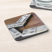 ゲームテーブルのドミノのドミノの木製の古いヴィンテージの演劇 コースター (左側)