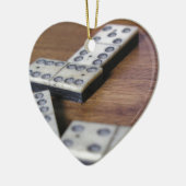 ゲームテーブルのドミノのドミノの木製の古いヴィンテージの演劇 セラミックオーナメント (左)