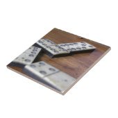 ゲームテーブルのドミノのドミノの木製の古いヴィンテージの演劇 タイル (側面)