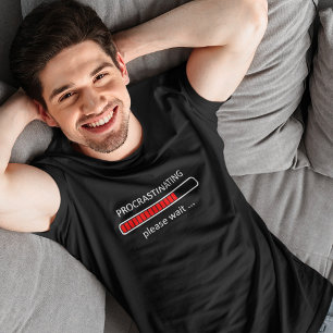 ゲーム用シャツ – 先送りお待ちください Tシャツ
