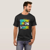 ゲーム6年生のゲームビデオゲーマーに戻るSchoo Tシャツ (正面フル)