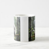 コアラが木で茶を飲む コーヒーマグカップ (中央)