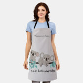 コアラベアウォーターカラーエプロン エプロン (着用した状態)