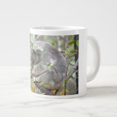 コアラ頭を下げてc眠る ジャンボコーヒーマグカップ (正面右)