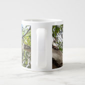 コアラ – スリーピングギフトラベル ジャンボコーヒーマグカップ (裏面)