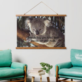 コアラ・ベア・イン・ザ・ツリー 吊り下げ型タペストリー