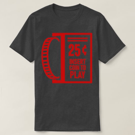 コインを遊レトロアーケードゲーマーに挿入 Tシャツ (デザイン正面)