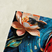 コイ鮮やかと美しい花の水中競技シーン ビーチタオル (インサイチュ)