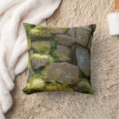 コケのある古い石垣 –  クッション (ブランケット)