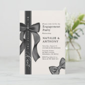 コケッティ ボウ タイ ウィ アー タイイング ザ ノット 婚約 招待状 (スタンド正面)