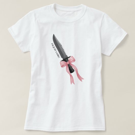 コケッティ ボウ ナイフ アイム ジャスト ア ガール Tシャツ (デザイン正面)