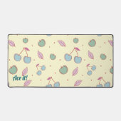 コケットさくらんぼとAppleのカスタマイズスローガンまたは名前 デスクマット (正面)