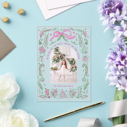 コケットクリスマスファミリーフォトピンクグリーンドードル アクリル招待状 (インサイチュ (ウェディング))