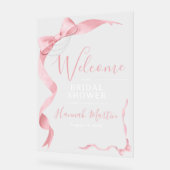 コケットピンクボウ&パールブライダルシャワーへようこそ アクリルサイン (傾斜)