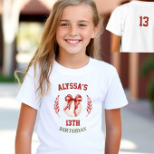 コケットベースボールレッドボウ誕生日ガールネーム Tシャツ