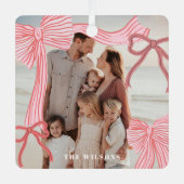 コケットレッド&ピンクボウズ写真クリスマスホリデー メタルオーナメント (正面)