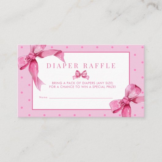 コケット弓 |ピンクのベビーガールシャワーおむつラッフル エンクロージャーカード (正面)