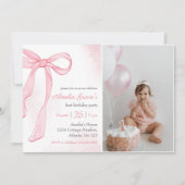 コケット水カラーピンクかわいい弓1st誕生日 招待状 (正面)