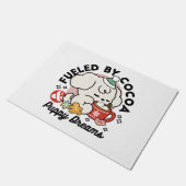 ココアと子犬の夢に満ちた – かわいい冬の犬 ドアマット (アングル)