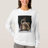 ココア木に上っているカエルの陶器の容器 Tシャツ (正面)