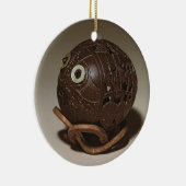 ココナッツは顔、c.1895に彫刻しました セラミックオーナメント (右)