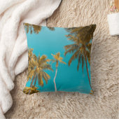 ココナツの木の低い角度の写真 クッション (ブランケット)