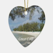 ココヤシのキーのオーナメント セラミックオーナメント (左)