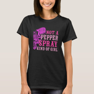 コショウのスプレーのような女の子のピンクのアパレルおもしろいは一切ない Tシャツ