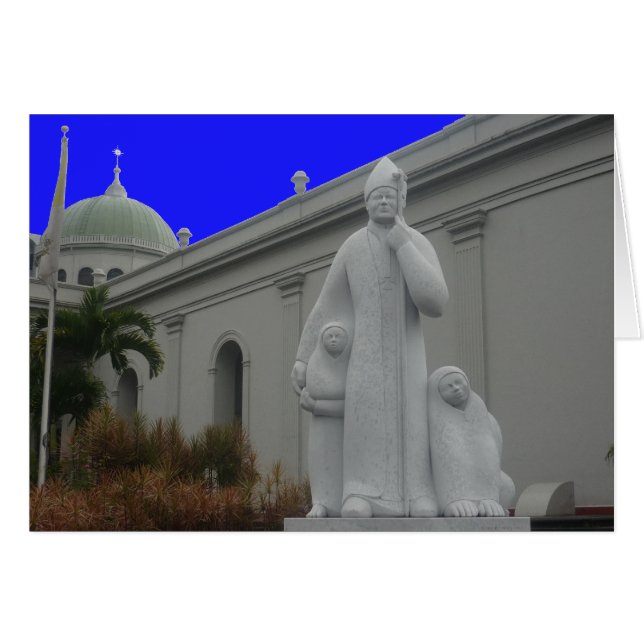 コスタリカの司会者 (正面横)