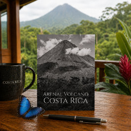 コスタリカの有名なランドマーク アレナル火山 ポストカード