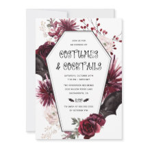 コスチュームとカクテルアダルトハローウィンパーティ