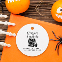 コスチュームとカクテル 白いドクロのハロウィンパーティー