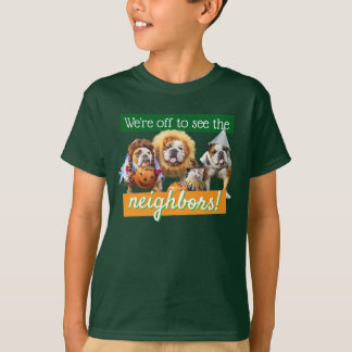 コスチュームのブルドッグ3頭 Tシャツ