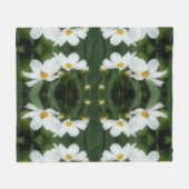 コスモスの花と蜂の自然 フリースブランケット (正面(横))