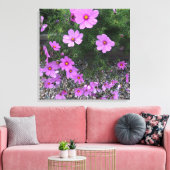 コスモスの花の上に小石 キャンバスプリント (インサイチュ (リビング))