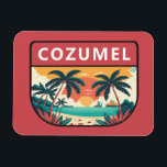 コズメルメキシコレトロエンブレム マグネット<br><div class="desc">Cozumelベクトルアートデザイン。海に浮かぶメキシカリブのコの島で人気がある、スキューバダイビングで有名なクルーズ船の港。</div>