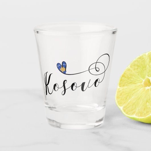 コソボ国旗のハート、私はコソボ大好き、コソバール ショットグラス (正面)