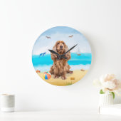 コッカースパニエル犬ドッグオンビーチ ラージ壁時計 (ホーム)