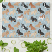 コッカースパニエル犬ドッグズボーンズ&ポーズブルー キッチンタオル (折り畳み)
